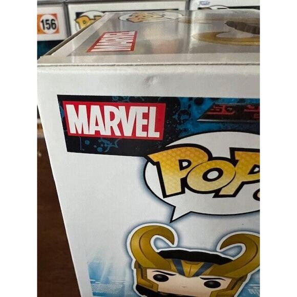FUNKO POP! Loki #248 Marvel Thor Ragnarok Marvel Collector *Corps* Exclusive - Picture 9 of 9